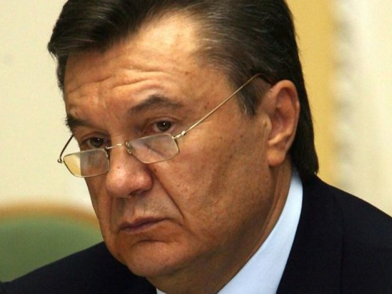 Янукович срочно вылетел в Харьков &#8212; источник