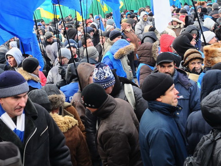 В Одессе проходят митинги сторонников евромайдана и антимайдана (ВИДЕО)
