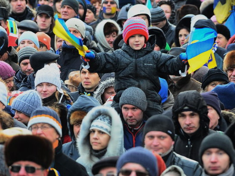 Кандидатов в правительство Майдан воспринял по-разному