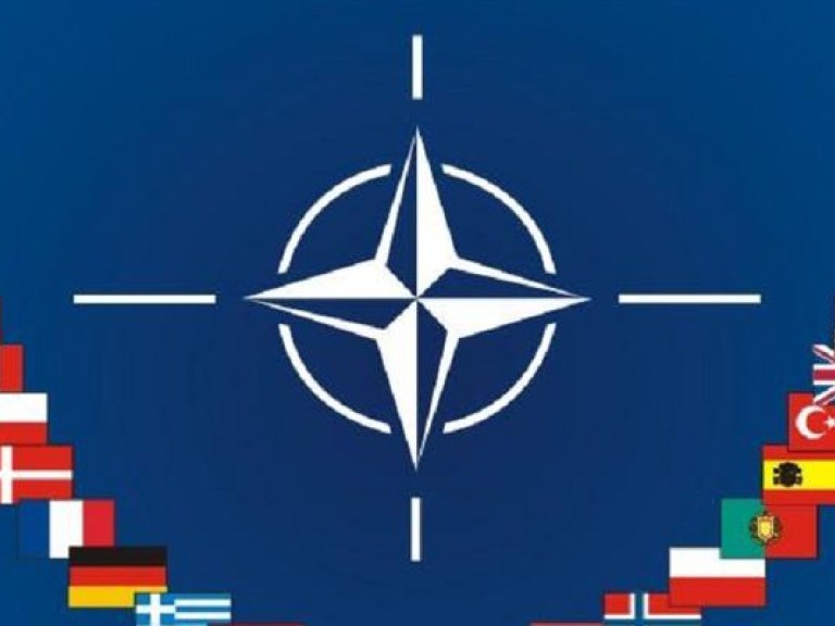 НАТО просит Россию не обострять ситуацию в Крыму