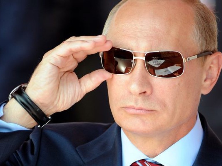 Эксперт пояснил, почему Путин решил ввести войска в Крым