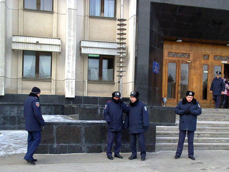 В Одессе захватили здание обладминистрации