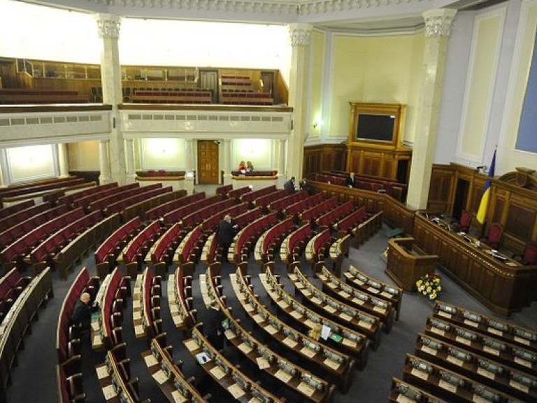 Почему Рада ушла в подполье?