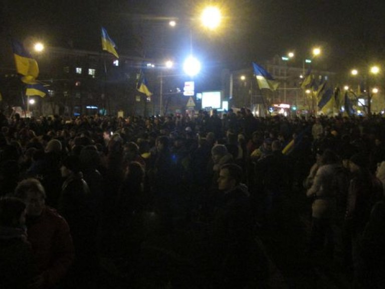 В Донецке прошел антивоенный митинг (ФОТО, ВИДЕО)