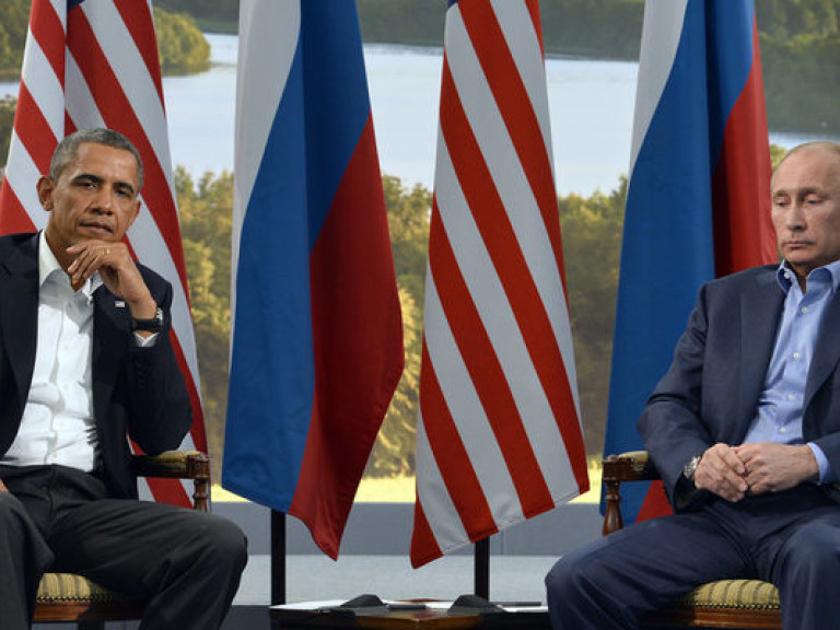 Путин и Обама в телефонном разговоре обсудили ситуацию в Украине