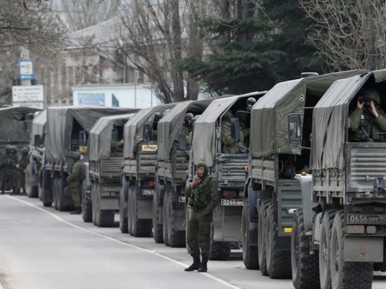 В Крыму руководство РФ проводит ротацию военных