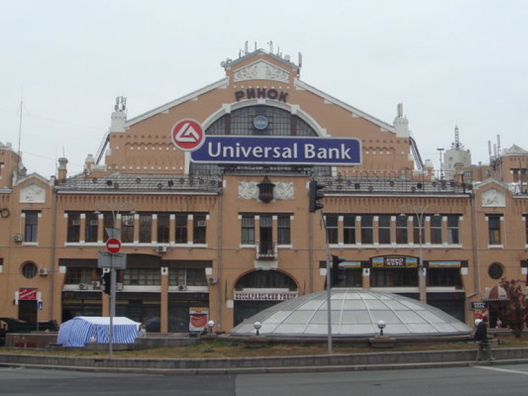 Ночью в центре столицы случились кровавые потасовки