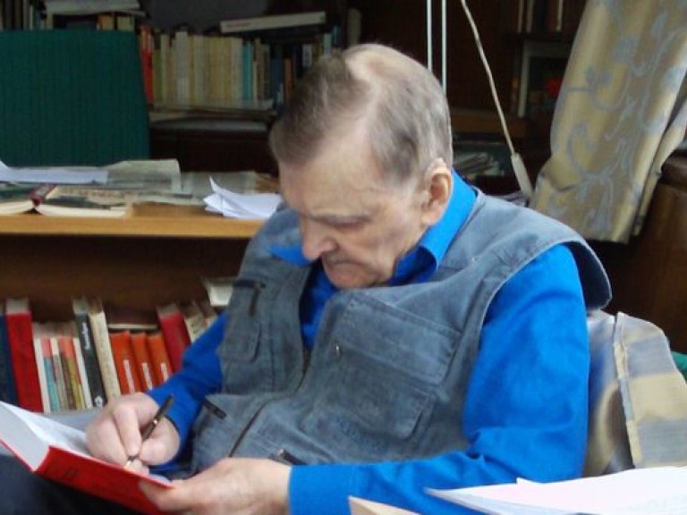 Известному писателю Юрию Бондареву исполнилось 90 лет