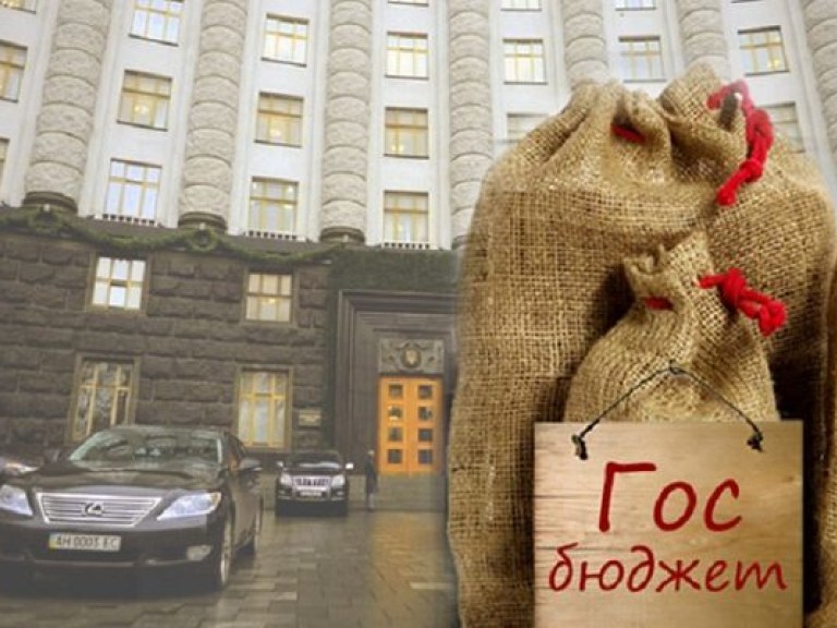 В понедельник ВР внесет изменения в госбюджет Украины — Турчинов