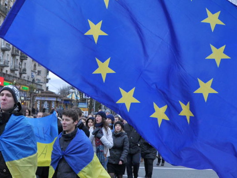 Харьковские евромайдановцы отменили митинг из-за опасения провокаций