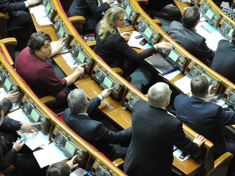Рада начала работу: депутаты намерены рассмотреть законопроект о частичной мобилизации