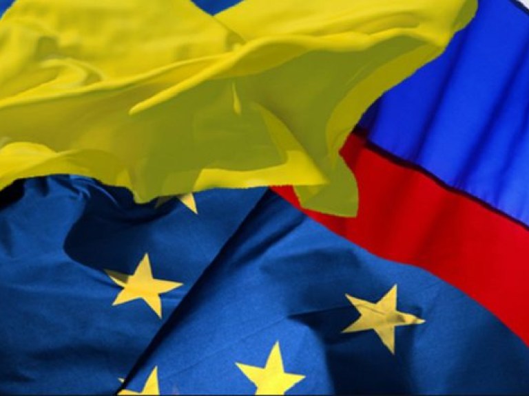 ЕС опубликовал список украинских и российских чиновников, против которых будут применены санкции