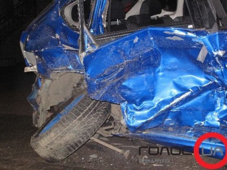В Киеве пьяный водитель устроил смертельное ДТП: два человека погибло (ФОТО)