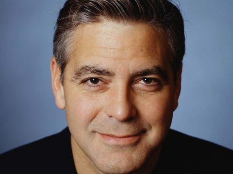 Джордж Клуни влюблен в адвоката Джулиана Ассанжа
