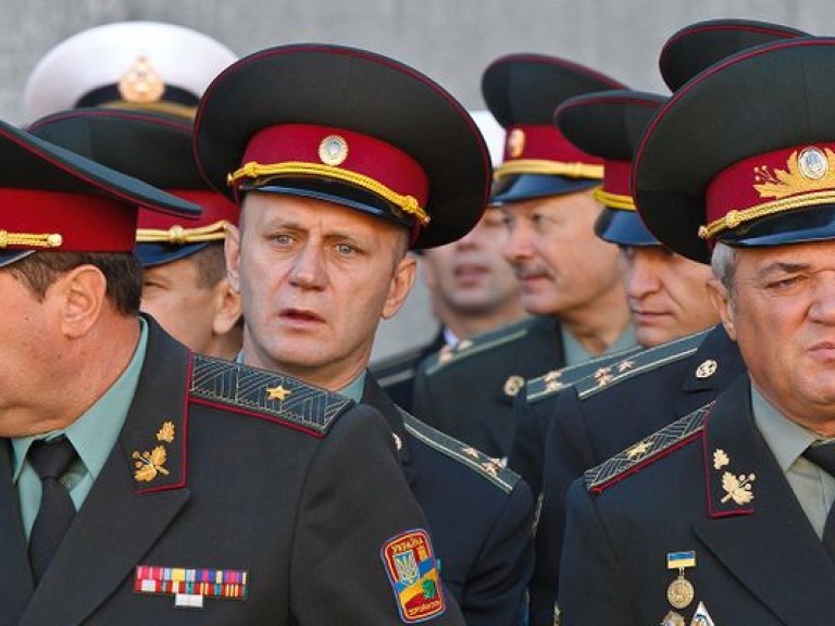 Сунгуровский: С 2009 года украинскую армию сокращали в «непрозрачном» режиме
