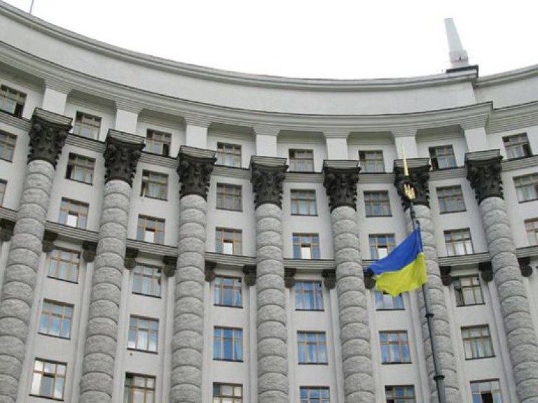Кабмин сегодня рассмотрит законопроект о госзакупках — Яценюк