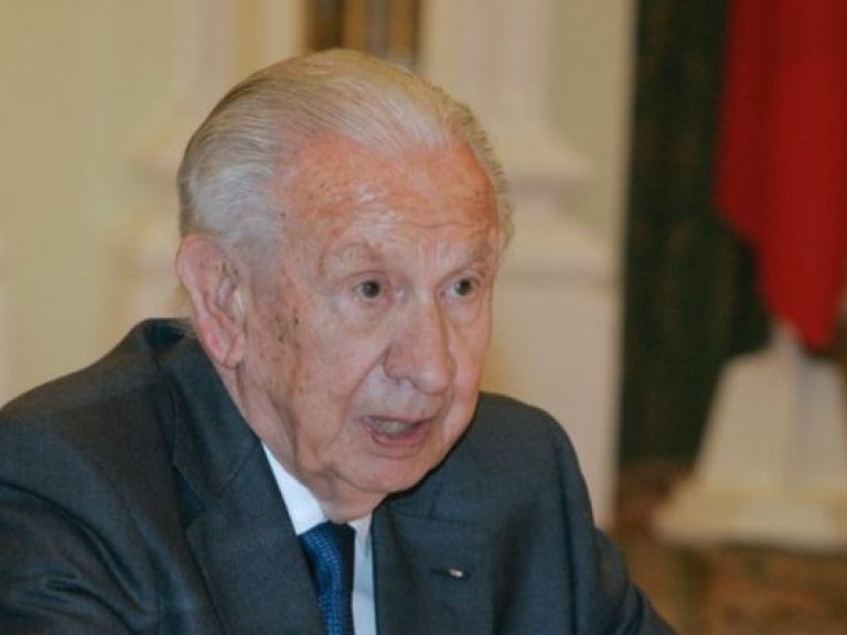 Умер экс-премьер-министр Испании Адольфо Суарес