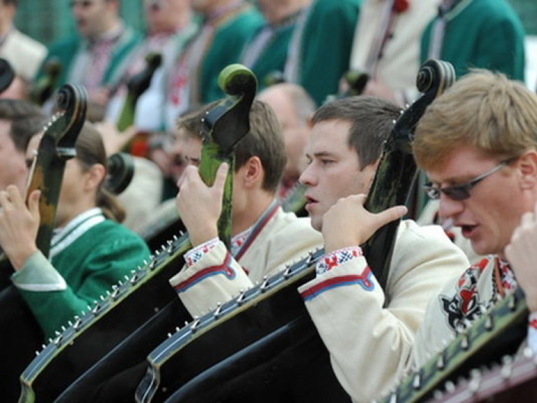 Вместо Кубанского казачьего хора во Дворце «Украина» выступит хор имени Г. Веревки