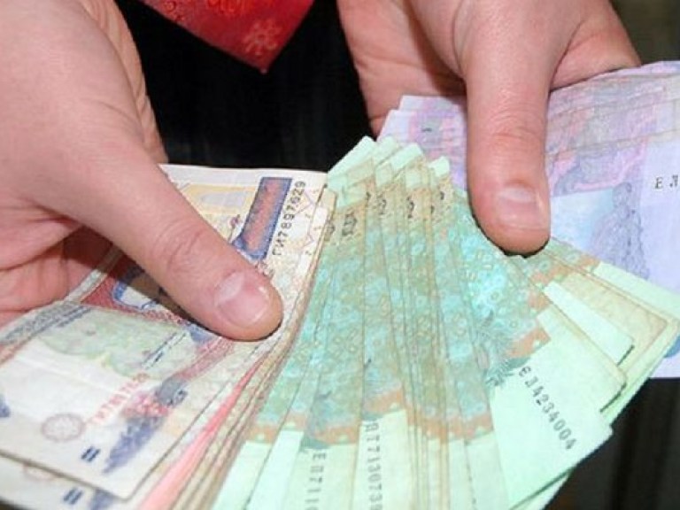 Кабмин увеличит налоги для всех отраслей промышленности