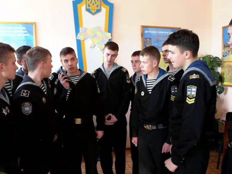 Курсантов Академии Военно-Морских Сил переведут в Одессу