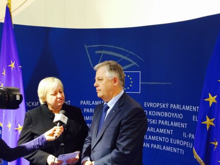 Визит делегации КПУ в ЕС: Брюссель пересмотрит свою «украинскую политику»