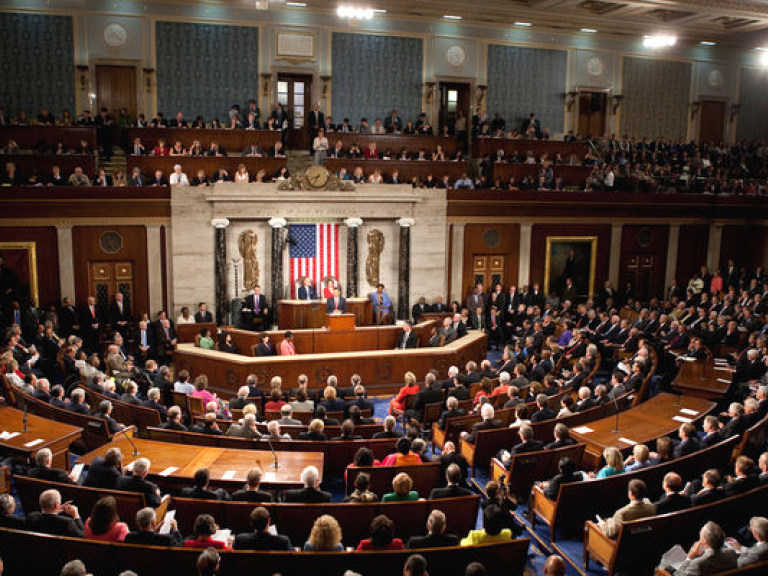 Конгресс США принял законопроект о помощи Украине и санкциях против РФ
