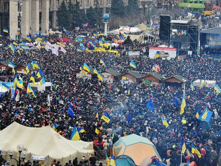 Митингующие не хотят покидать Майдан