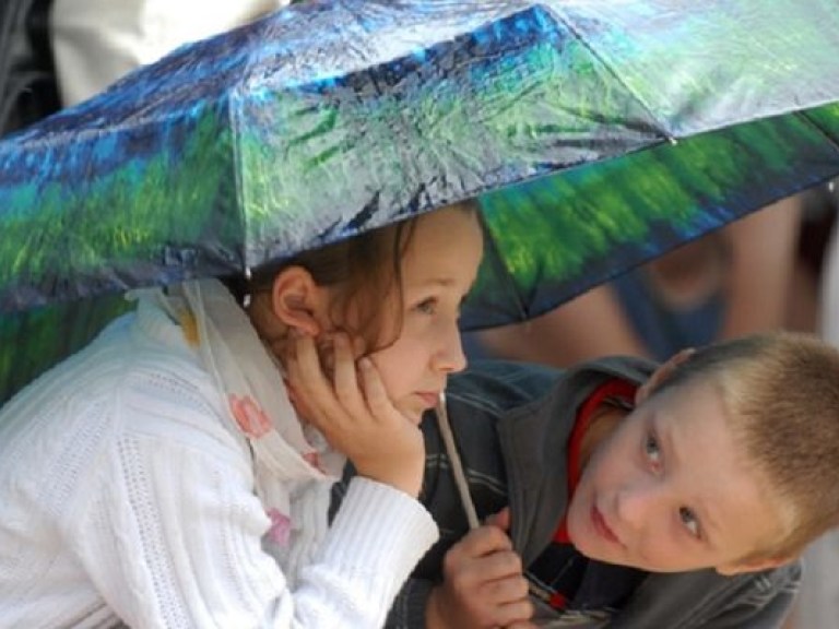 Синоптик: Завтра в Украине возможны сильные дожди