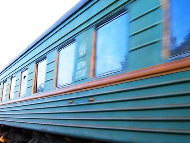 Донецкая железная дорога ввела 9 дополнительных пригородных поездов на Пасху
