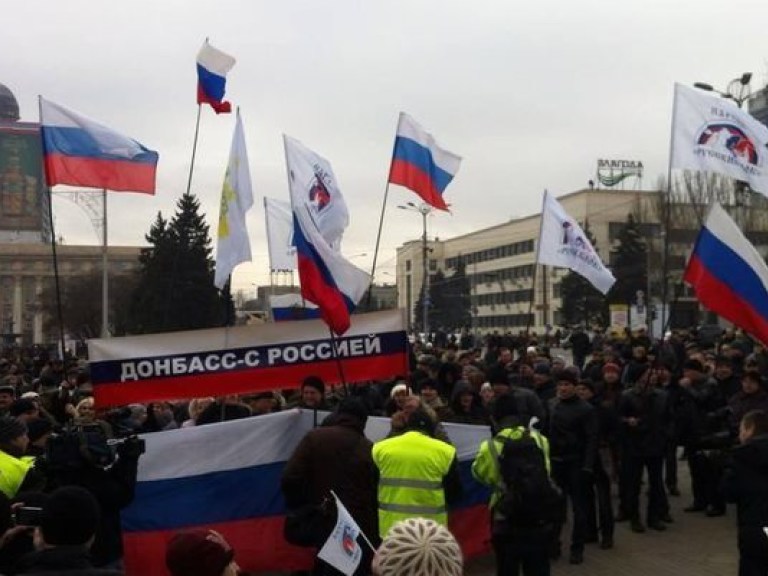 Донецкий горсовет захвачен вооруженными людьми — СМИ