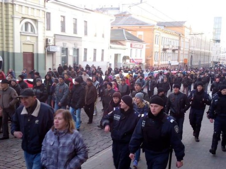 В Харькове проходит митинг на площади Свободы