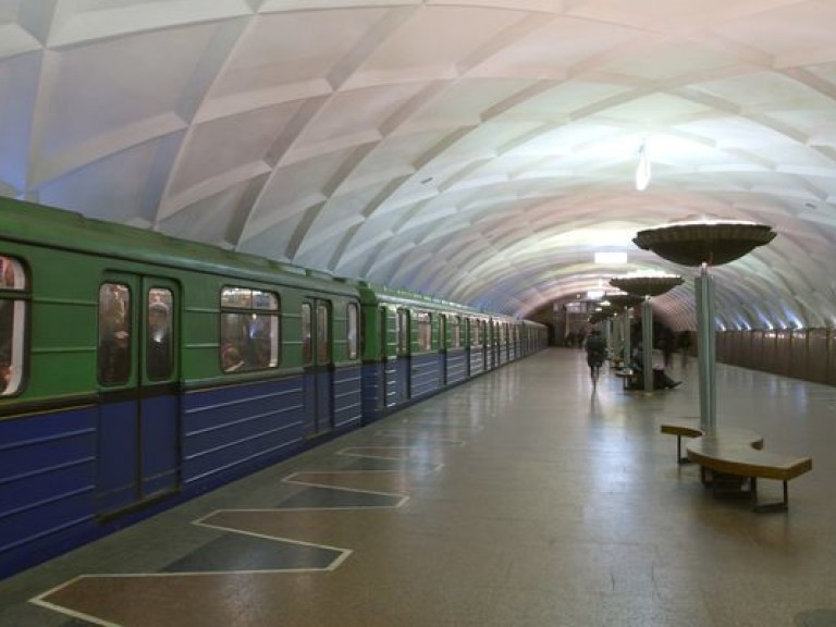 В центре Харькова закрыты две станции метро