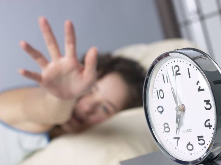 Диетолог рассказала, чем грозит недосыпание