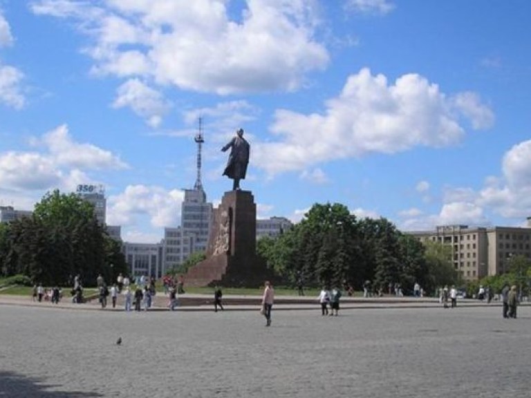 В Харькове в воскресенье запрещены массовые акции