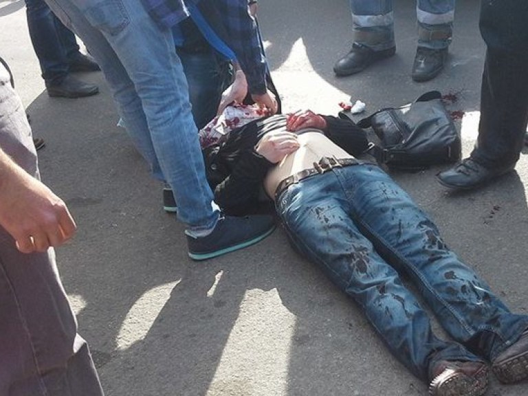 В Днепродзержинске произошла перестрелка: 1 человек погиб и 10 ранены