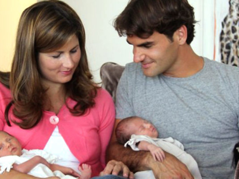 В семье у знаменитого теннисиста Федерера родилась вторая пара близнецов