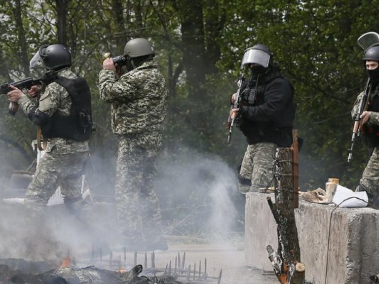 В Донецке боевики штурмуют санаторий, там живут солдаты ВВ