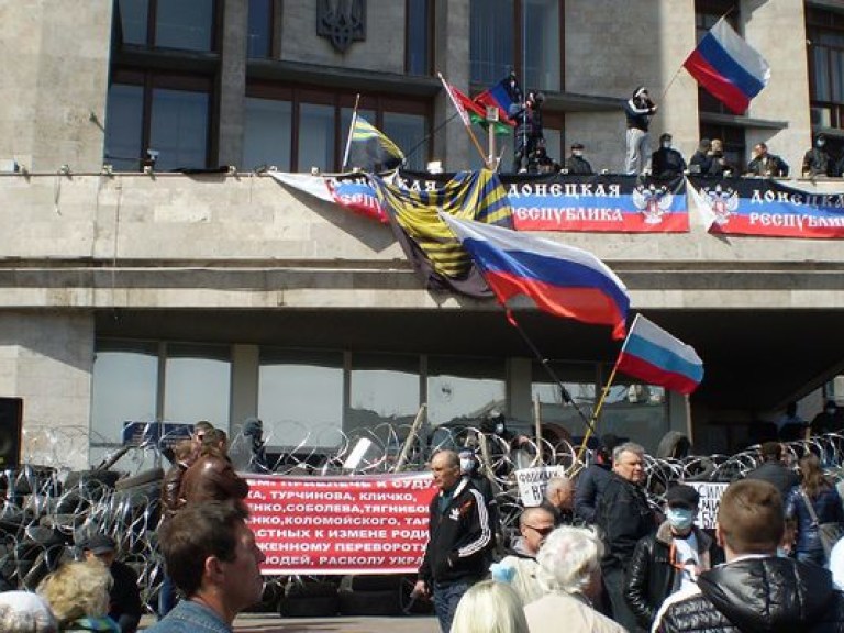 В Луганской ОГА заявили, что референдум в области не состоялся