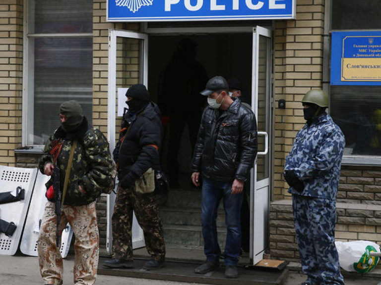 Пашинский признал, что власть не контролирует ситуацию в Мариуполе и Донецке