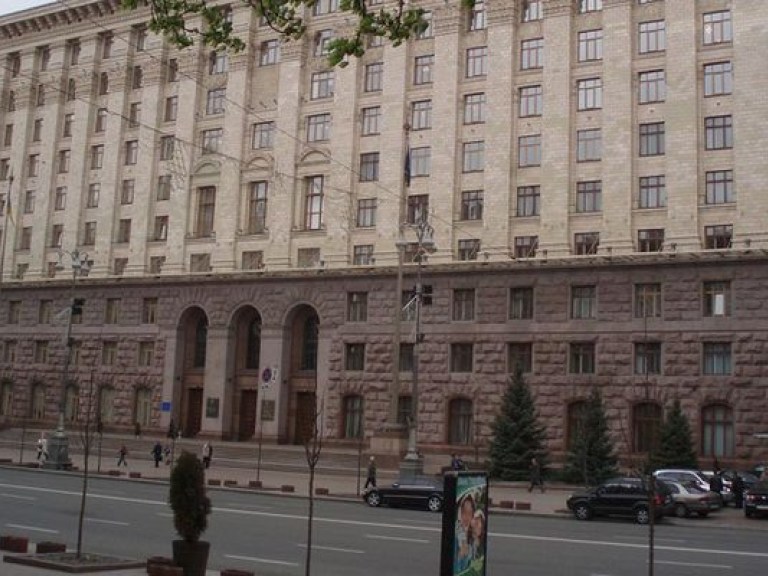 Здание Киевской мэрии возобновит работу 25 мая