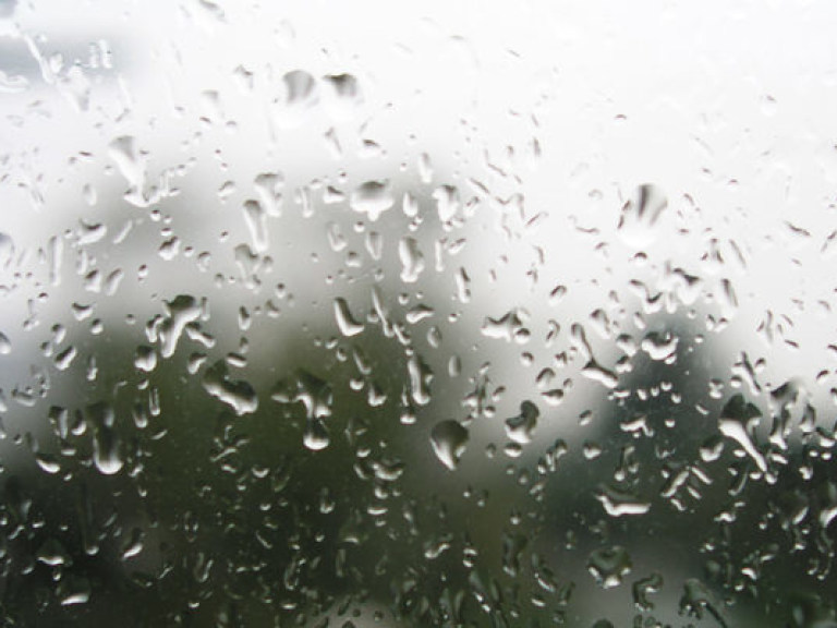 Синоптик: 14 мая на западе страны погоду испортит циклон с Балкан