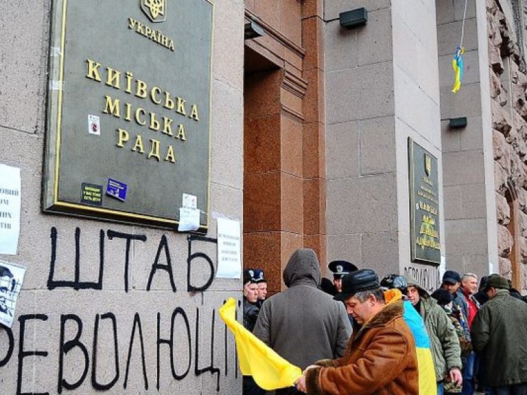 Голоса за мэра Киева будут считать в &#171;штабе революции&#187;