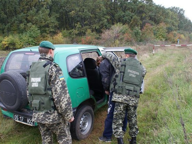 Украинские пограничники выдвинули жителям восточных регионов ультиматум, пообещав в крайнем случае закрыть &#171;кордоны&#187;