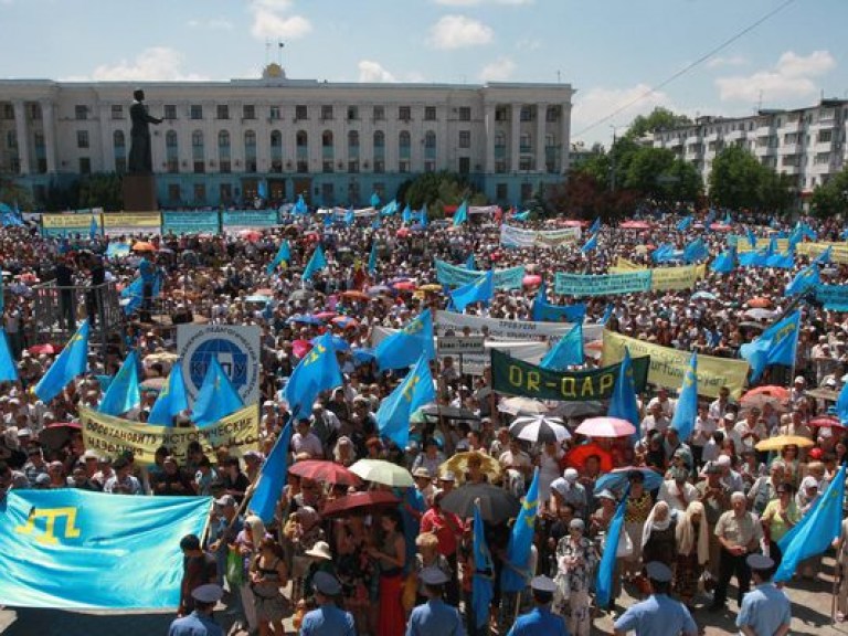 Крымские татары требуют представительства в органах власти Автономной республики