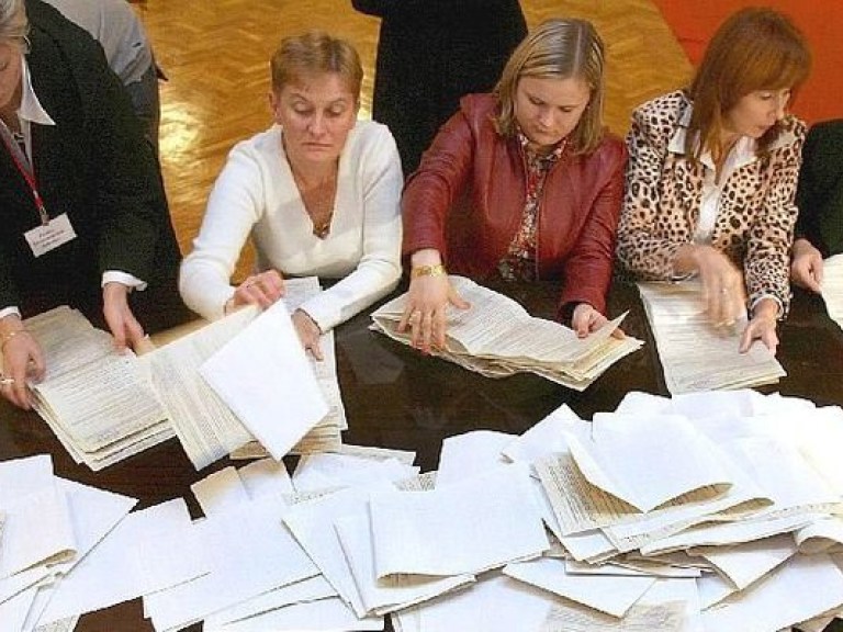 На Донбассе большинство избирательных комиссий работают в подпольных условиях