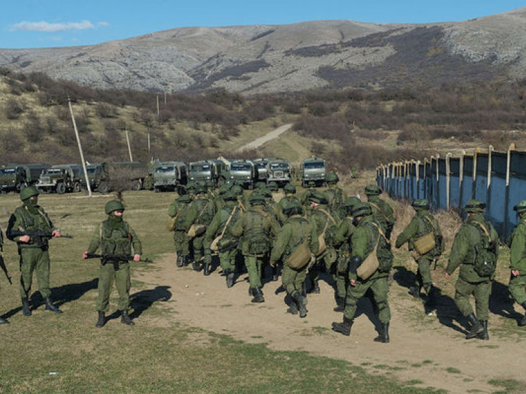Пентагон: на границе с Украиной остается много российских войск