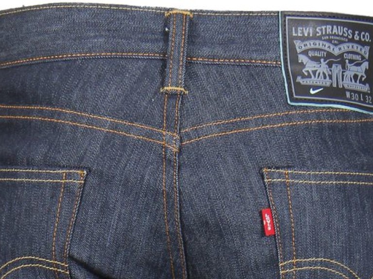 Глава фирмы Levi Strauss никогда не стирает свои джинсы