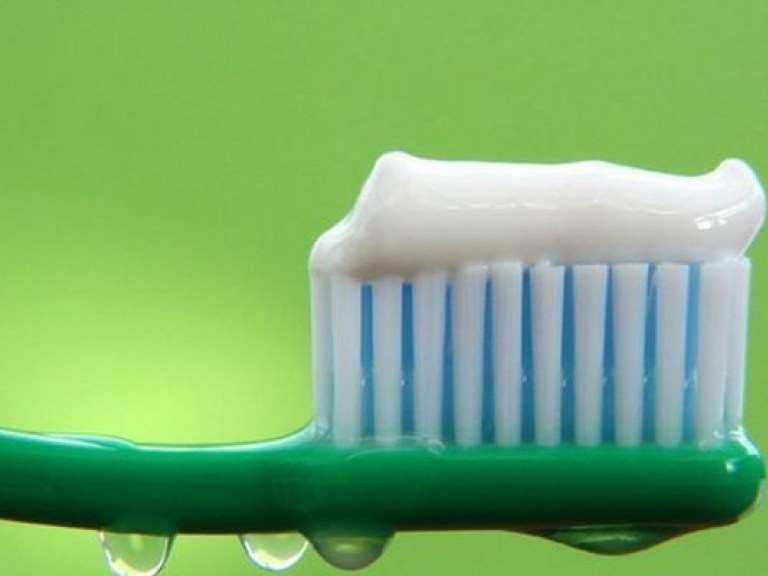 Скрабы и зубная паста вредят экологии и здоровью людей &#8212; исследование