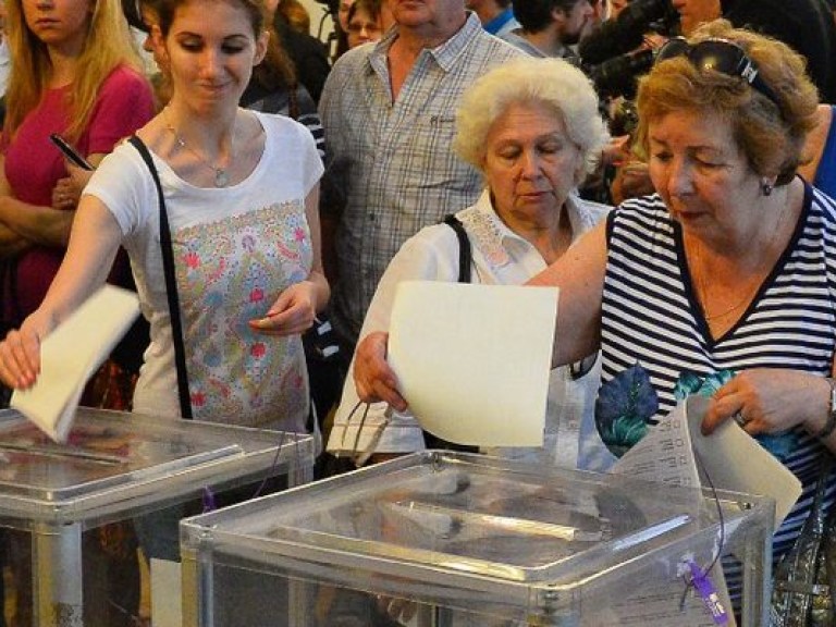 Мнения киевлян относительно введения «ценза оседлости» для избирателей разделились – опрос