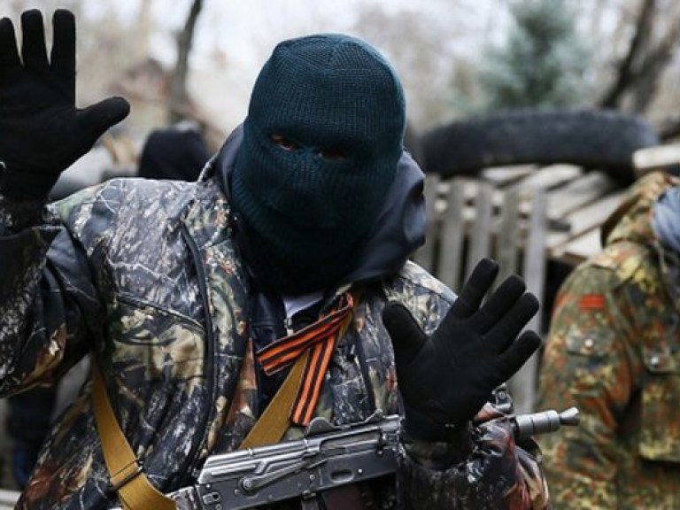 Россия перебрасывает в Украину своих боевиков — СМИ
